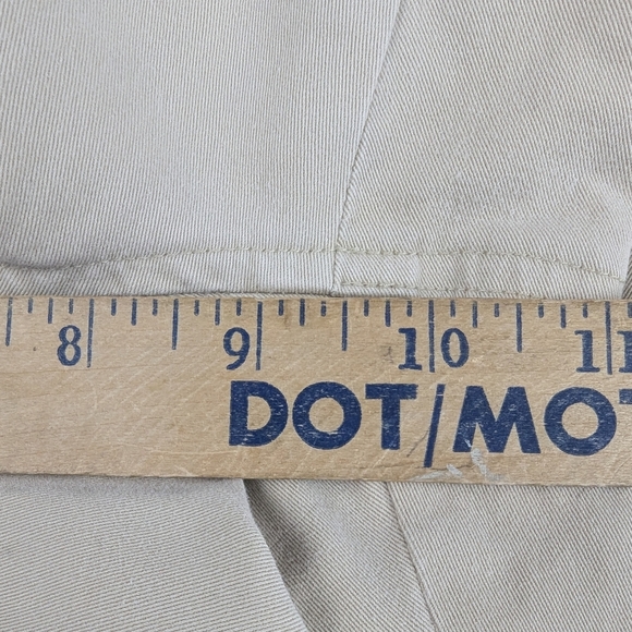 Lauren Ralph Lauren Chino Khaki Pants Size 4 With 2 Tiny Bleach Spots On Leg - Picture 14 of 14